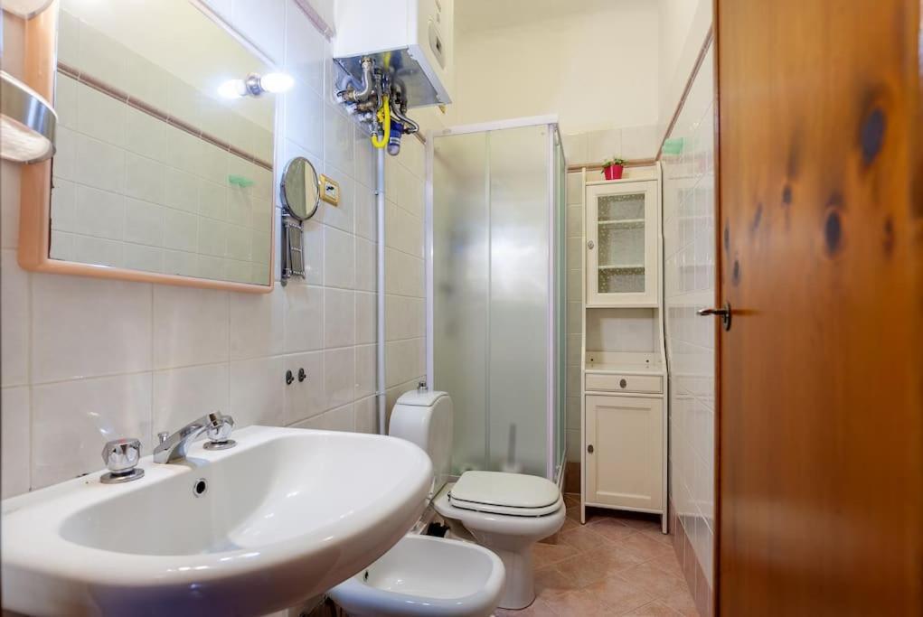 Midtown Apartment ปิซา ภายนอก รูปภาพ